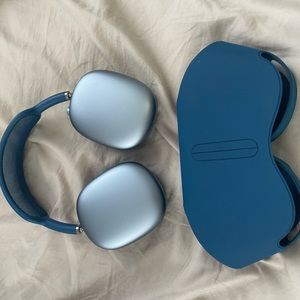 AirPod Max -Blue color. Apple Over ear noise canceling Headphones.